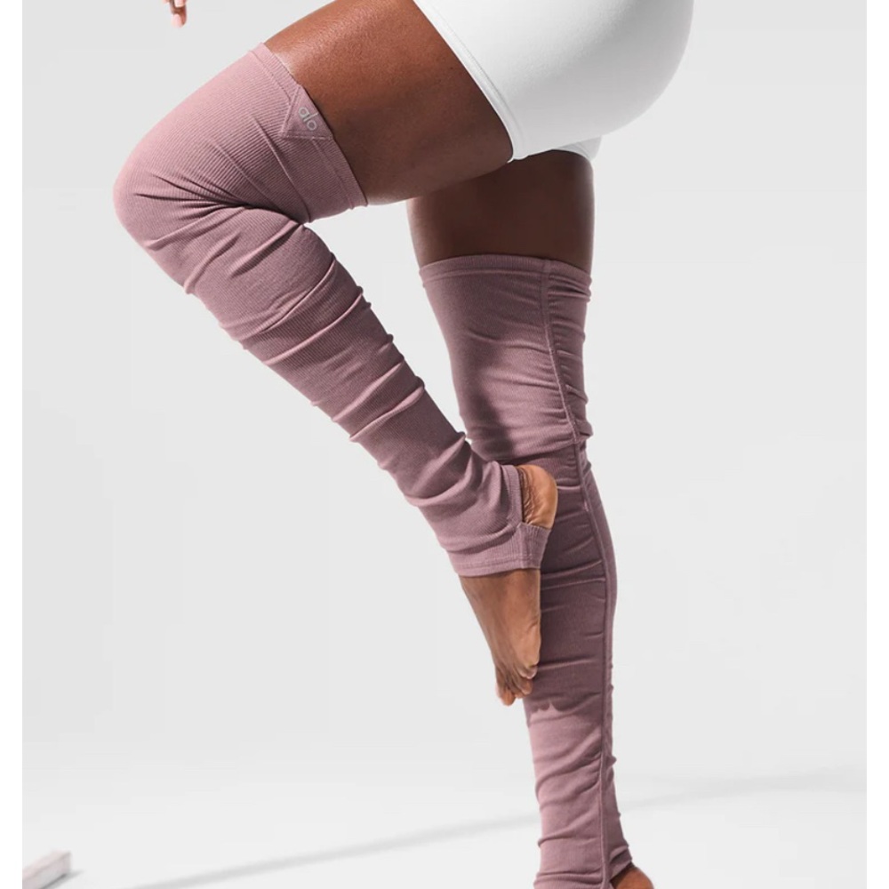 ALO Yoga Smoky Quartz Leg Warmers